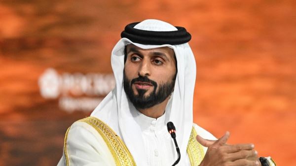 Представитель короля Бахрейна Аль Халиф прочитал стихи Пушкина на ПМЭФ
