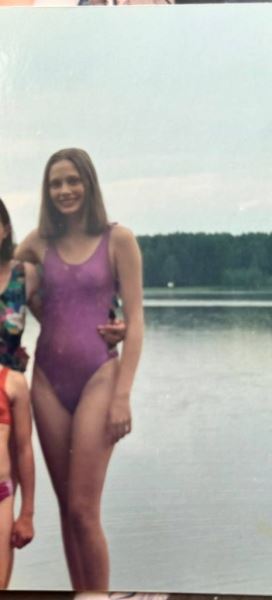 «Такой милый ребенок был»: поклонники в восторге от детских фото Натальи Рудовой