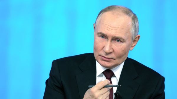 Путин проведет совещание по созданию культурно-образовательных комплексов0