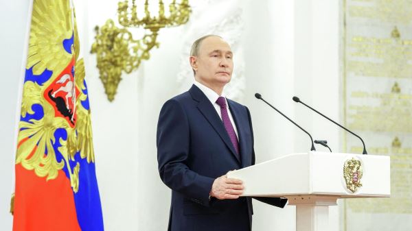 Путин назвал создание культурно-образовательных комплексов важным проектом0