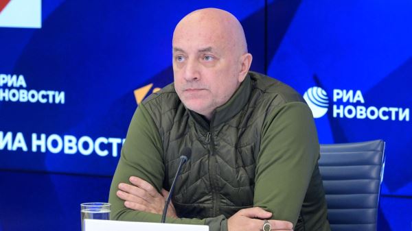 Прилепин назвал литературу, не осмысляющую действительность, чтивом0