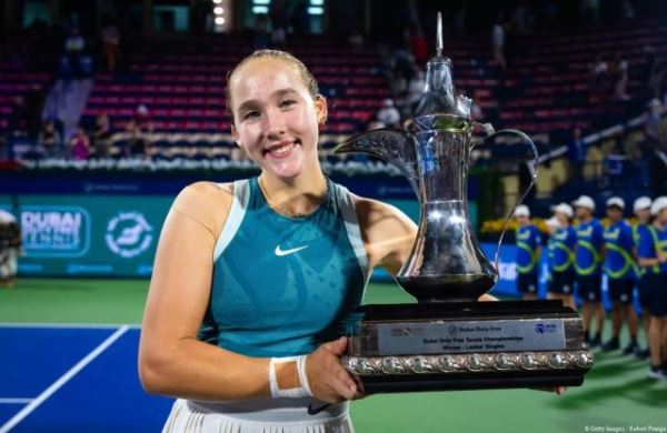 Мирра Андреева уверенно вышла в 1/8 финала Уимблдона