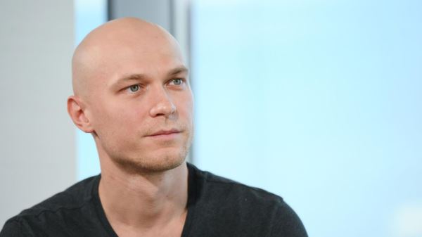Юру Борисова официально выбрали на роль в фильме об OpenAI0