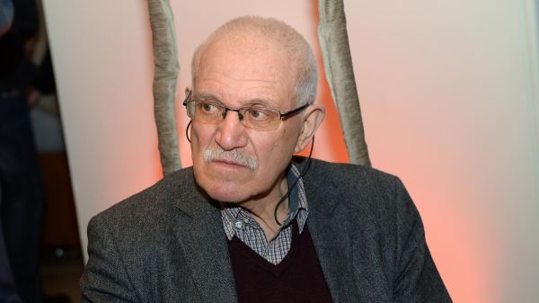 Сын Александра Митты опроверг сообщения о тяжелом состоянии отца0