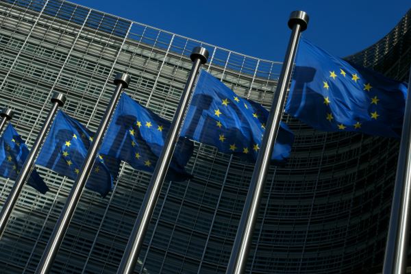«Острое раздражение»: почему в ЕС боятся прямого диалога по Украине между Путиным и Трампом
