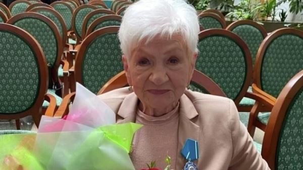 Умерла заслуженная артистка России, дрессировщица Нина Корнилова0